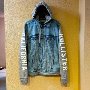 👀 RARE Hollister Denim Hooded Jacket 🤩